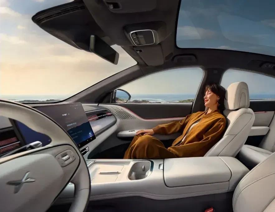 XPENG G6, imaginea 4